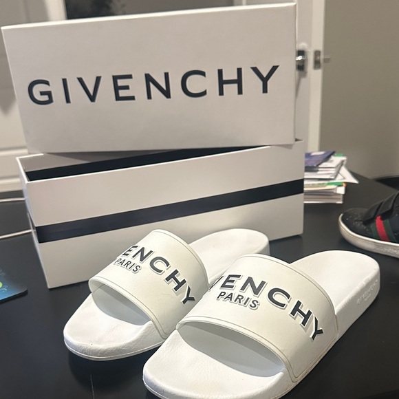 Givenchy Other - Givenchy White Logo Slide Sandals